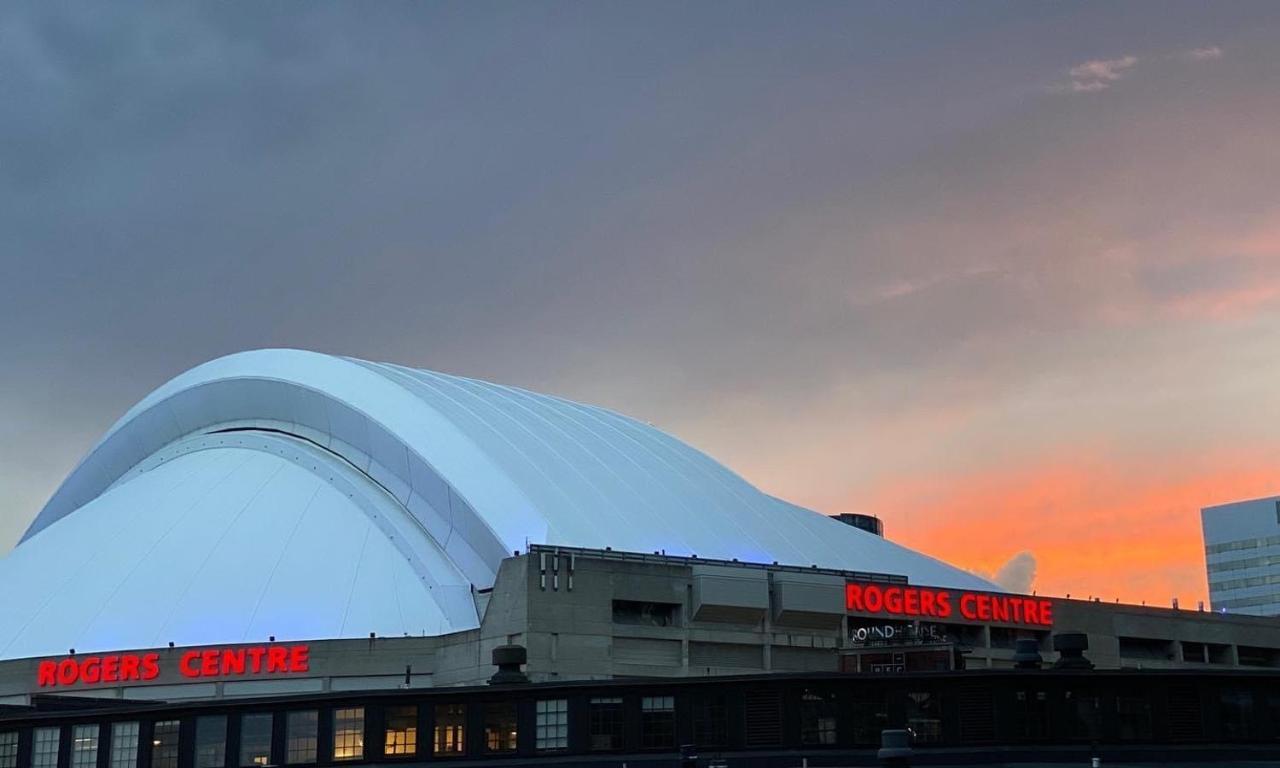 Ferienwohnung Luxury Adventure Cn Tower/Mtcc/Scotiabank Arena Toronto Exterior foto